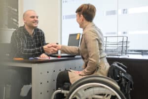 Lire la suite à propos de l’article Tutelle, Curatelle ou Habilitation Familiale : Quelle Protection Juridique Choisir ?